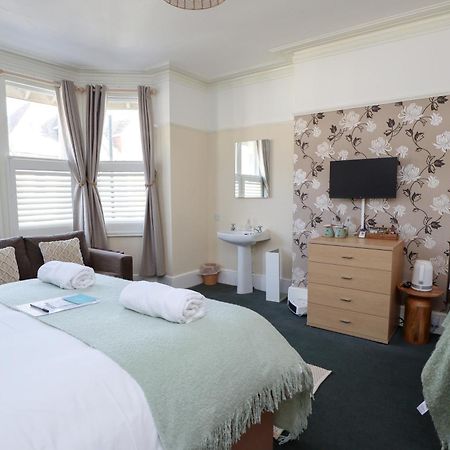 The Albany Rooms Bexhill Bagian luar foto