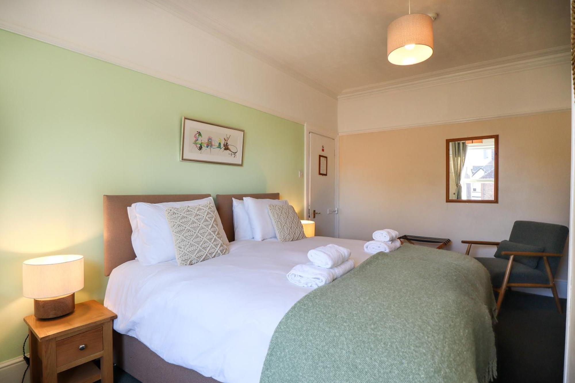 The Albany Rooms Bexhill Bagian luar foto
