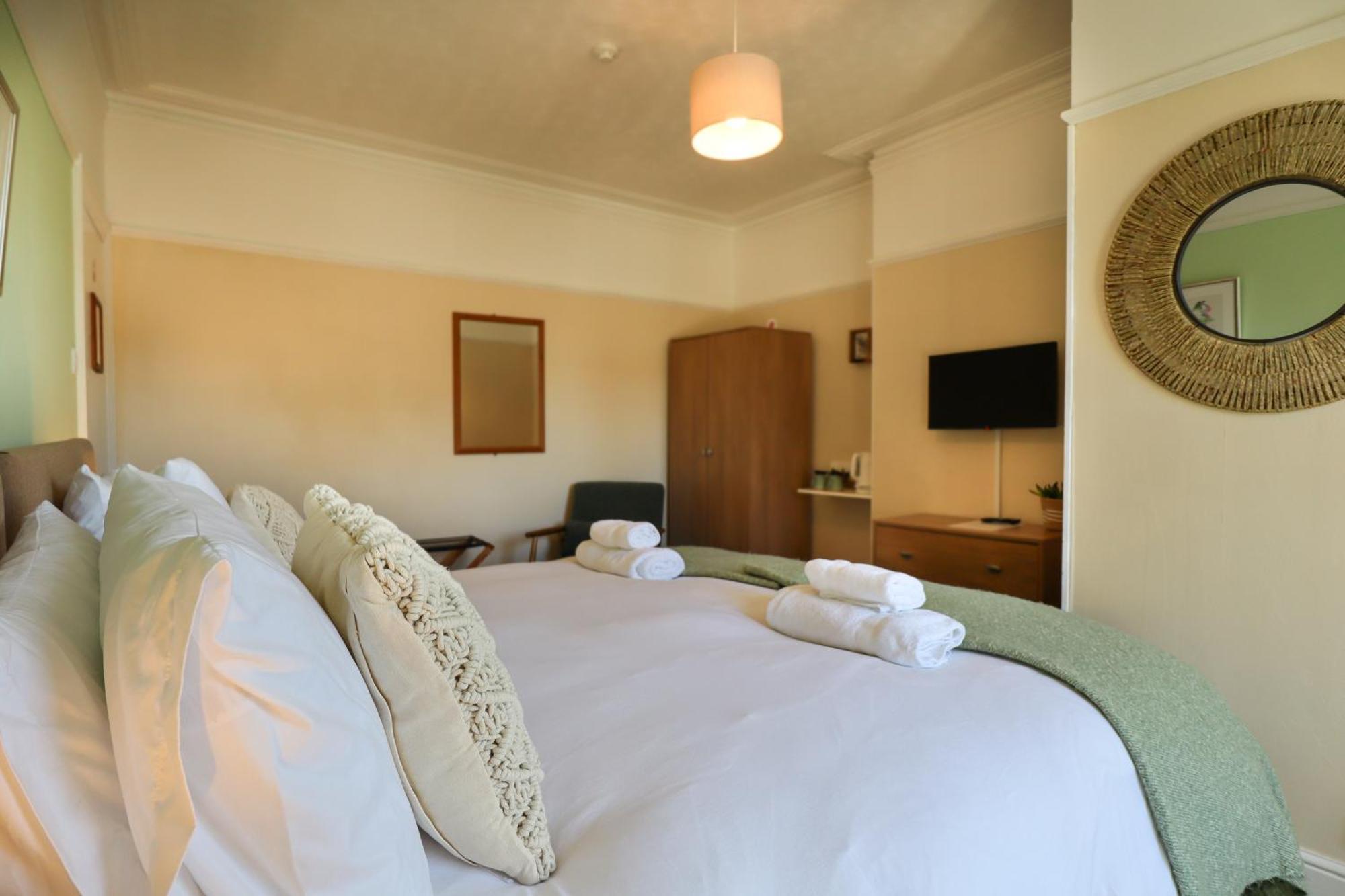The Albany Rooms Bexhill Bagian luar foto