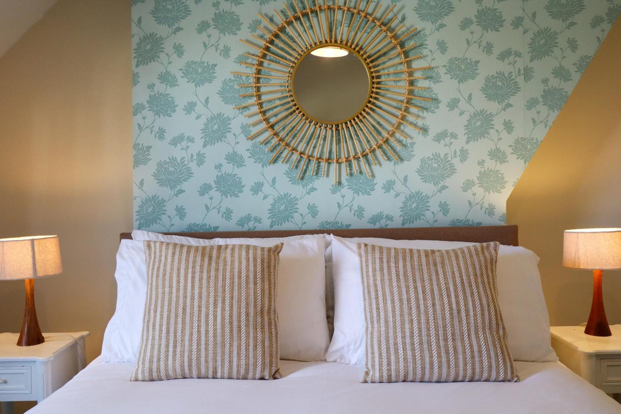 The Albany Rooms Bexhill Bagian luar foto