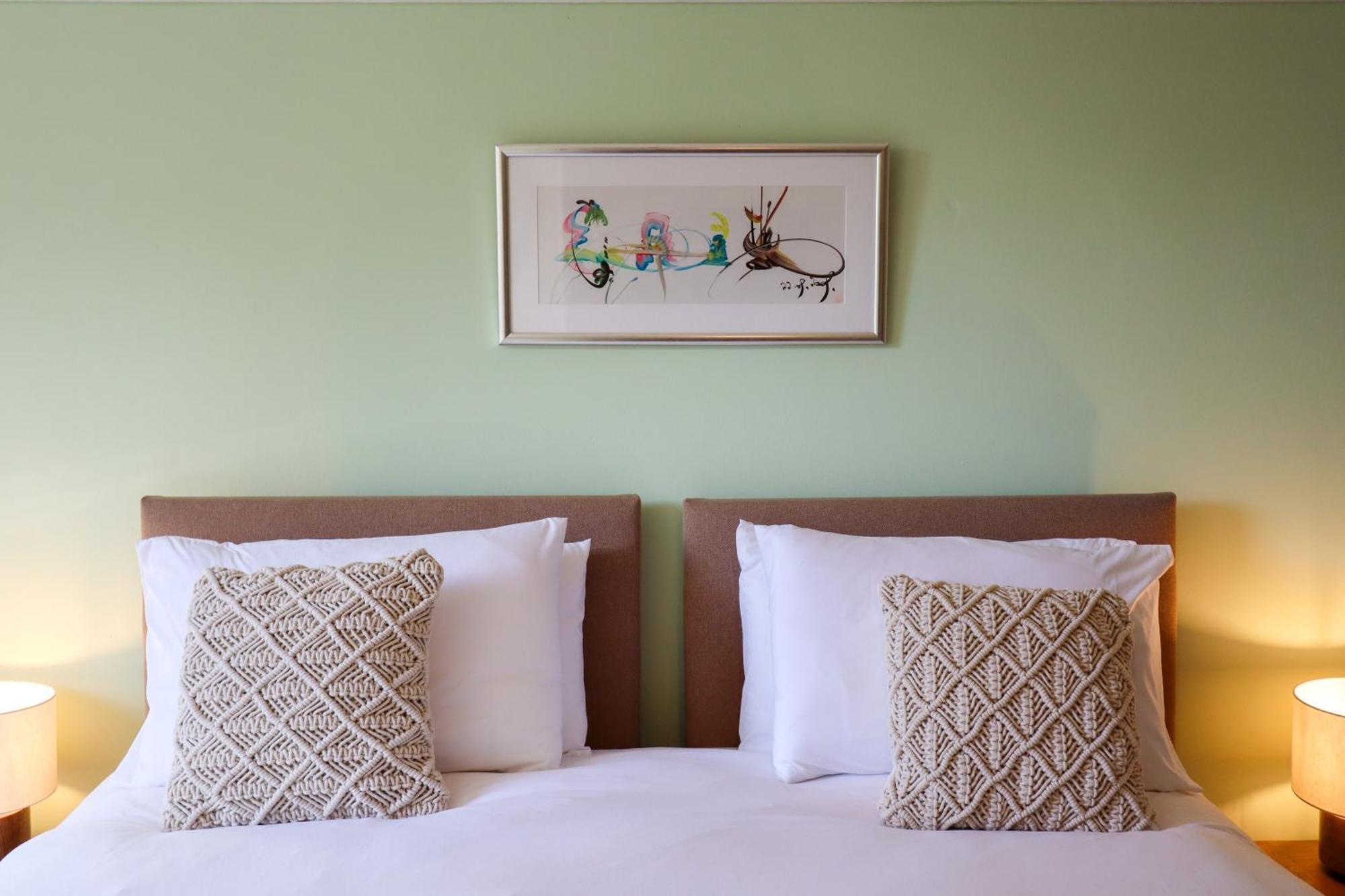 The Albany Rooms Bexhill Bagian luar foto