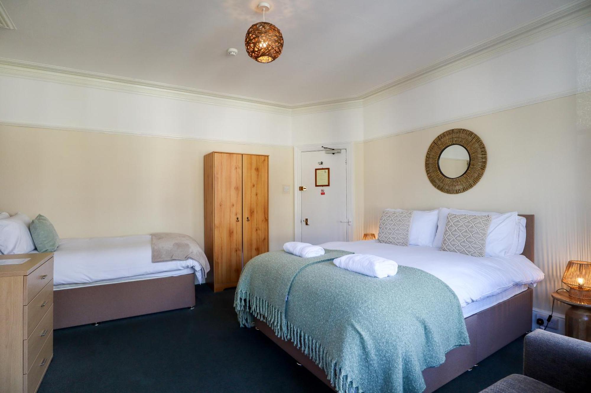 The Albany Rooms Bexhill Bagian luar foto