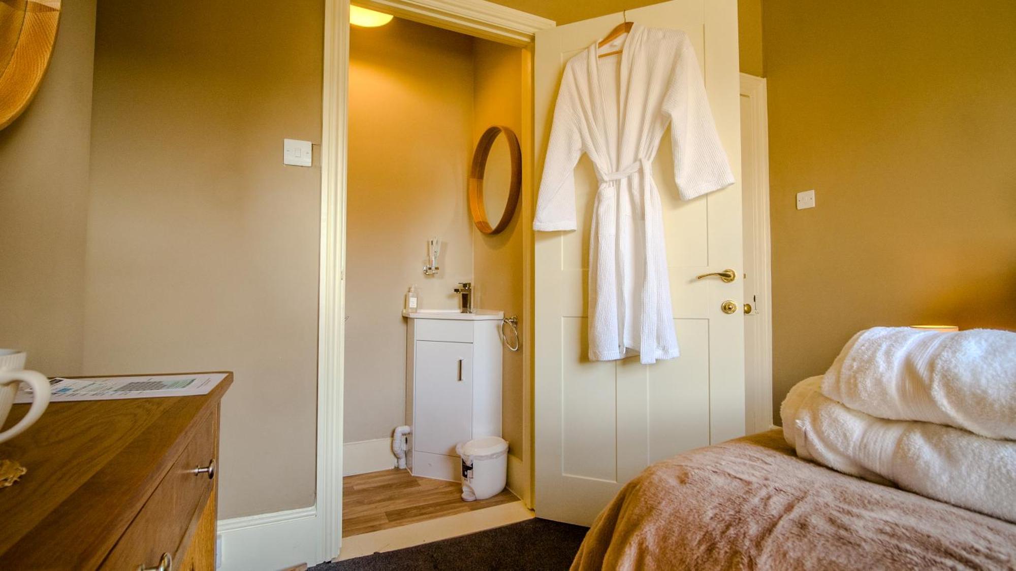The Albany Rooms Bexhill Bagian luar foto